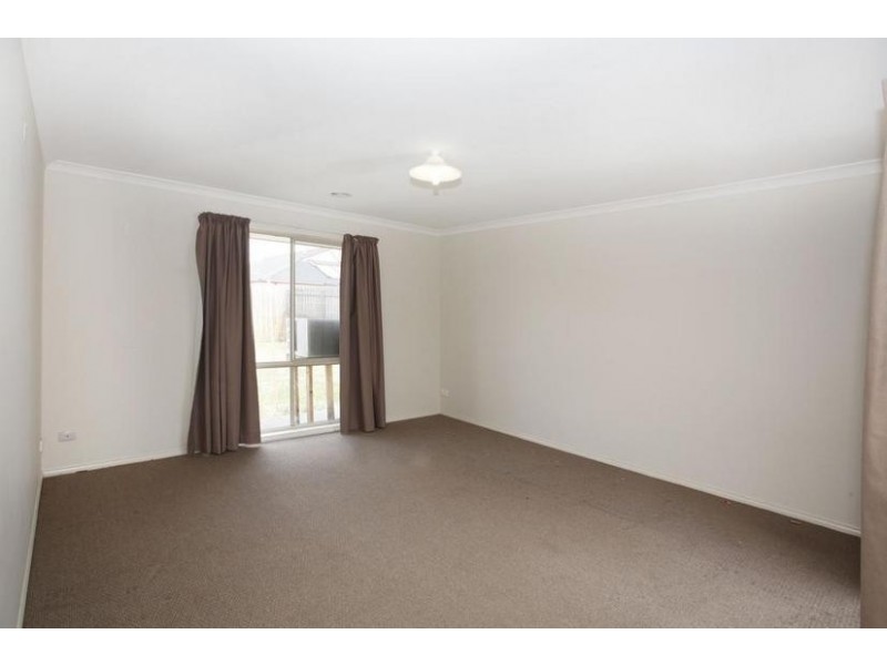 45 Belvedere Drive, Pakenham VIC 3810