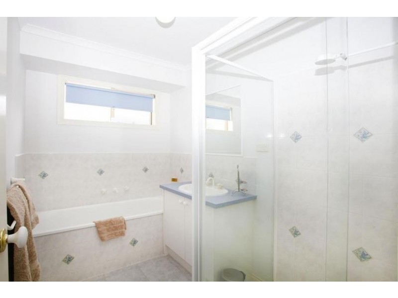 88 McGregor Road, Pakenham VIC 3810