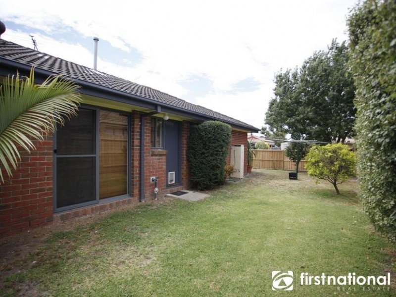 4 Alison Close, Pakenham VIC 3810