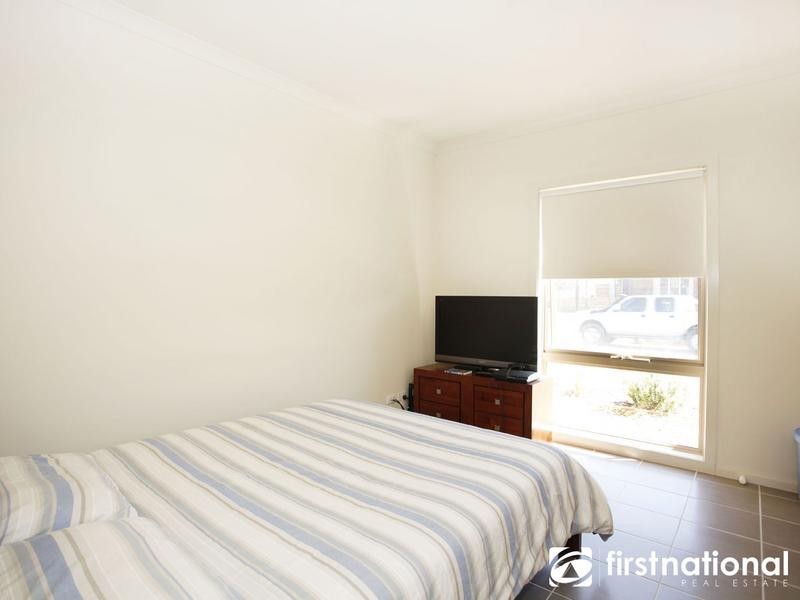 16 Haakman Way, Pakenham VIC 3810