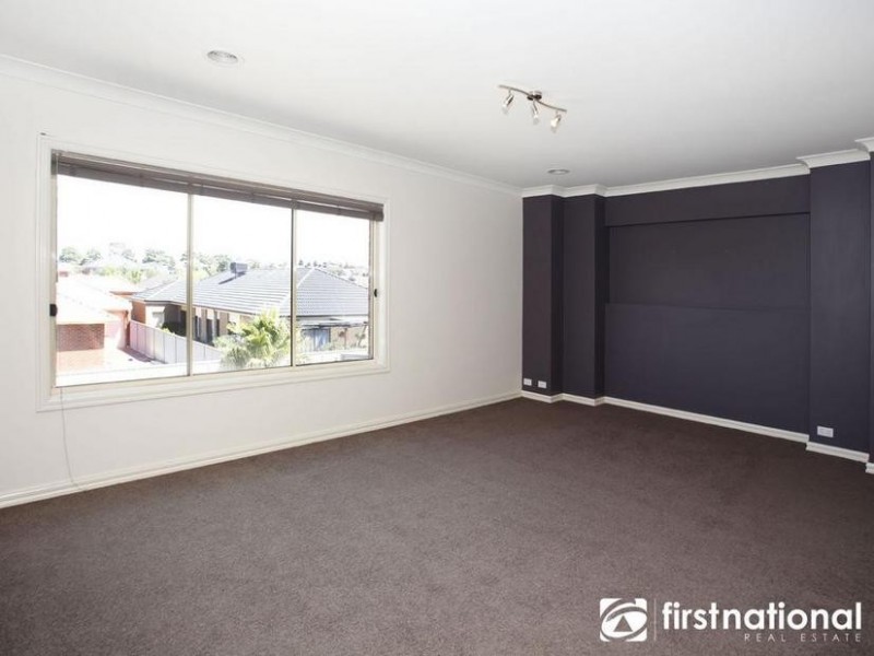 14 Clearwater Drive, Pakenham VIC 3810