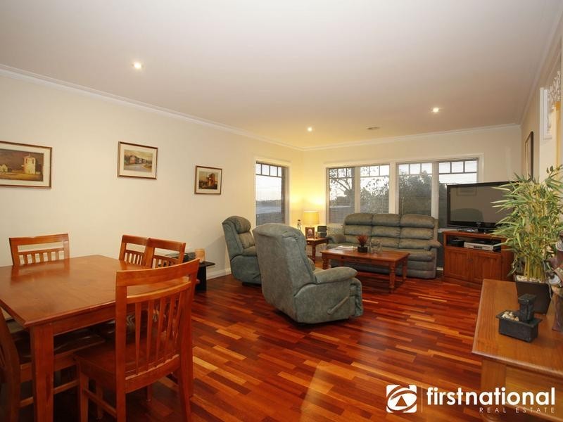 3/40 Railway Avenue, Garfield VIC 3814