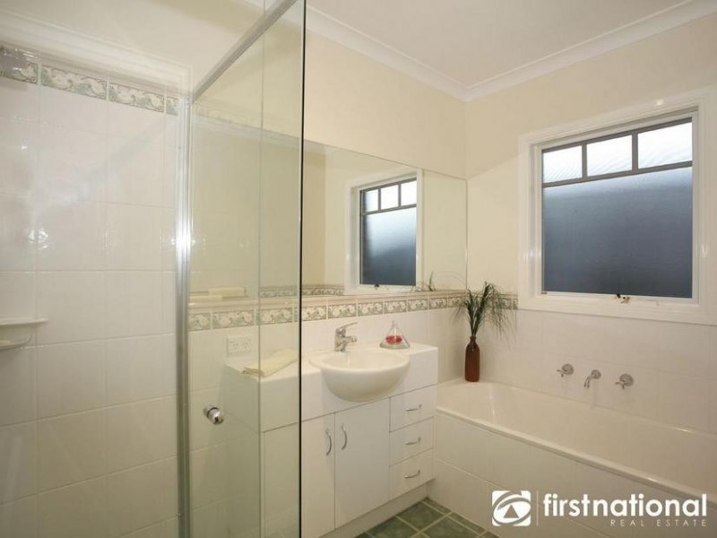 3/40 Railway Avenue, Garfield VIC 3814