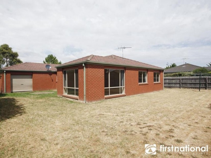 19 Park Boulevard, Pakenham VIC 3810