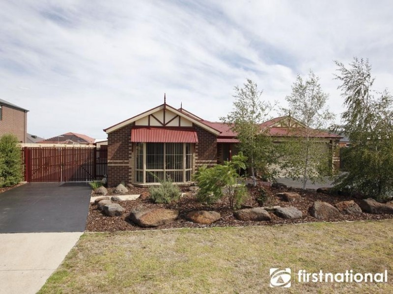 4 Drysdale Street, Pakenham VIC 3810