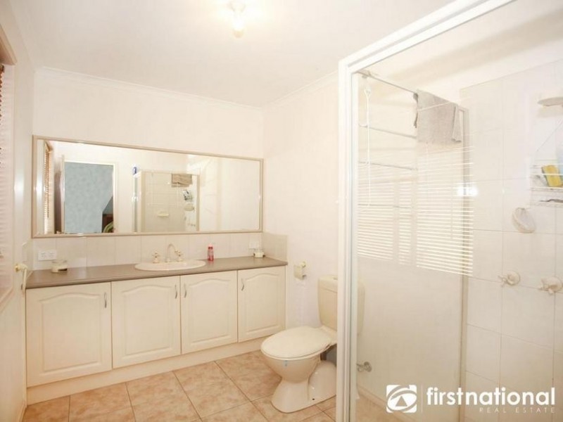 4 Drysdale Street, Pakenham VIC 3810