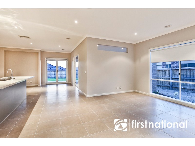 29 Arthur Phillip Drive, Pakenham VIC 3810