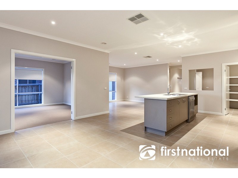 29 Arthur Phillip Drive, Pakenham VIC 3810