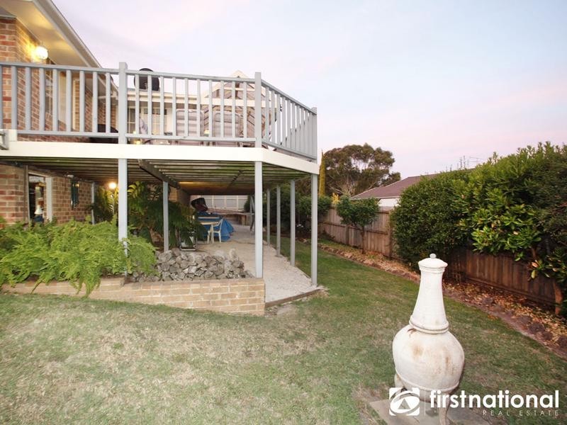 9 Highland Drive, Pakenham VIC 3810