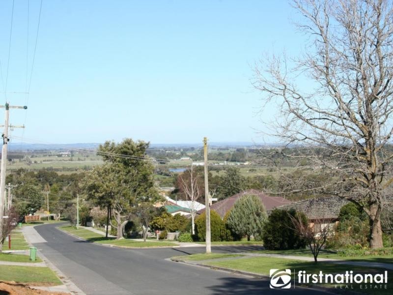 26 Campbell Street, Garfield VIC 3814