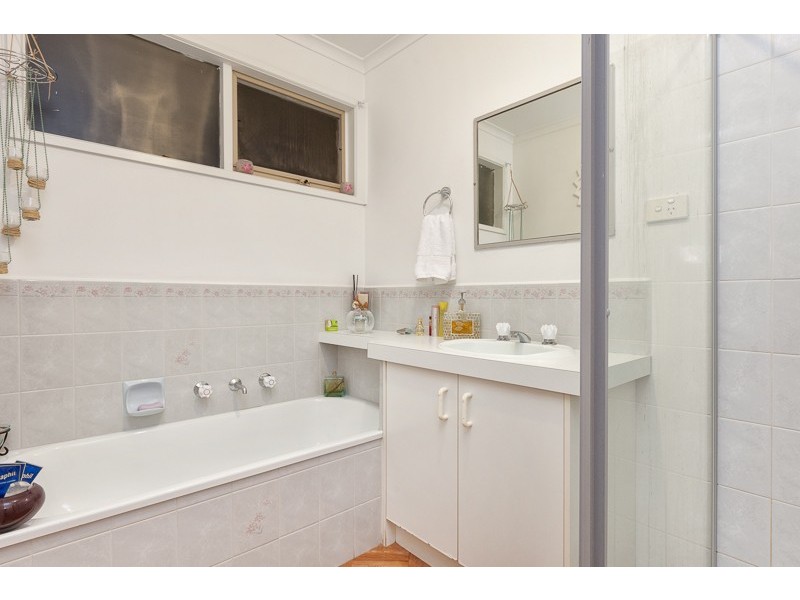 53 Meeking Drive, Pakenham VIC 3810