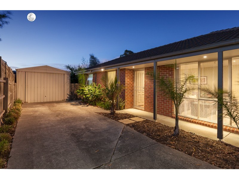 53 Meeking Drive, Pakenham VIC 3810