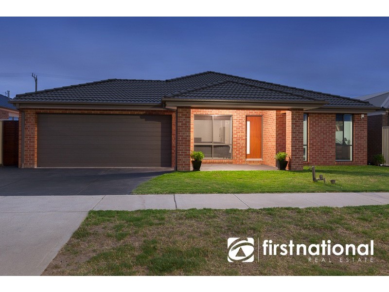 22 Salvia Ave, Pakenham VIC 3810