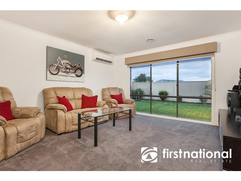 22 Salvia Ave, Pakenham VIC 3810