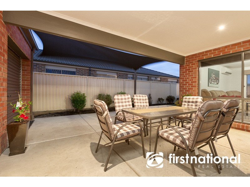 22 Salvia Ave, Pakenham VIC 3810