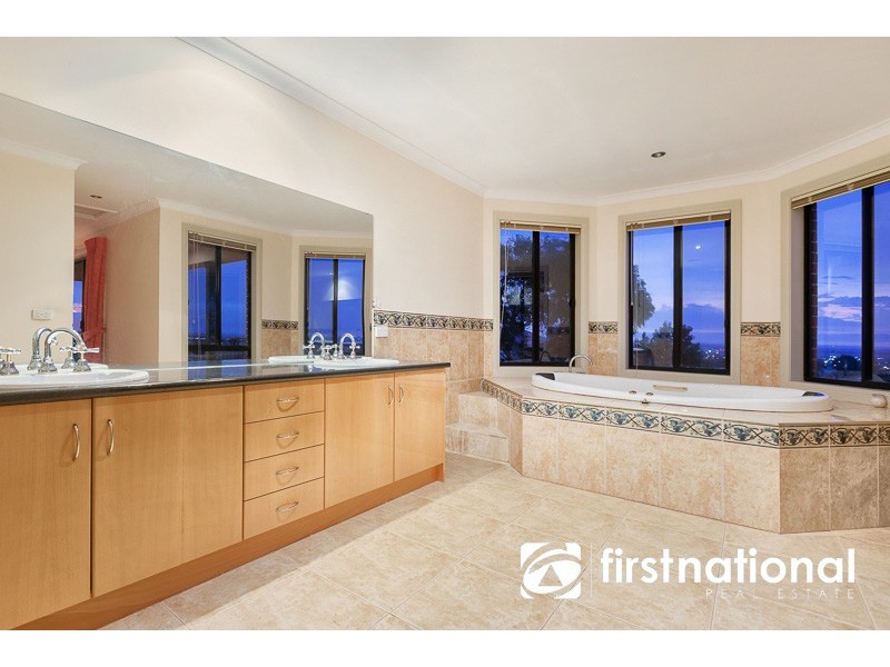 22 Hillrise Court, Pakenham VIC 3810