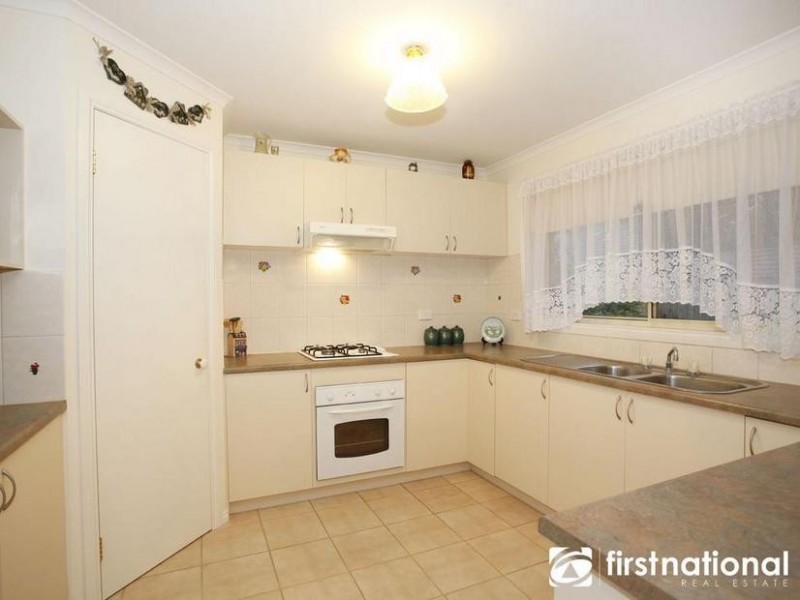 2/1 O’Shannessy Street, Pakenham VIC 3810