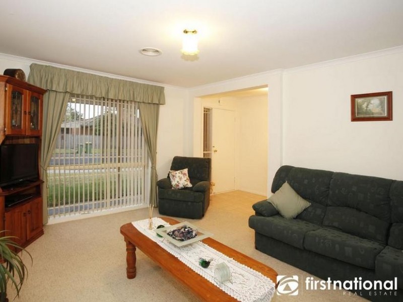 2/1 O’Shannessy Street, Pakenham VIC 3810