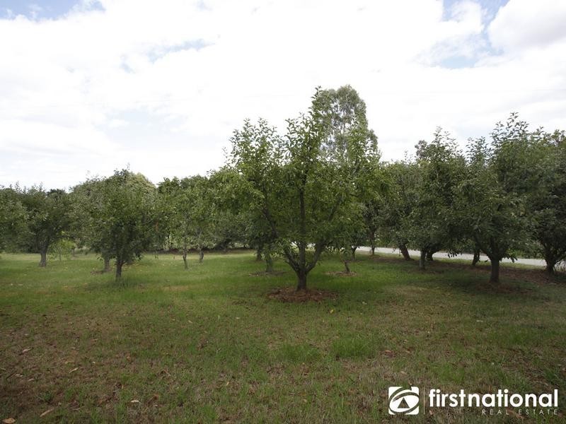 425 Bessie Creek Road, Nar Nar Goon North VIC 3812