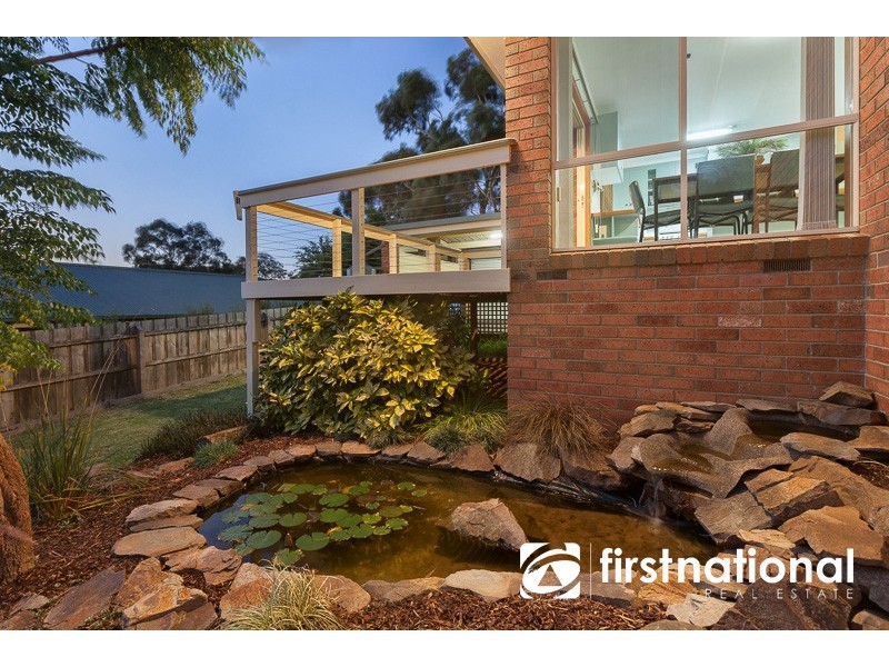 6 Settlers Hill Rise, Pakenham VIC 3810