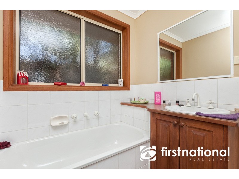 22 Breyleigh Drive, Pakenham VIC 3810