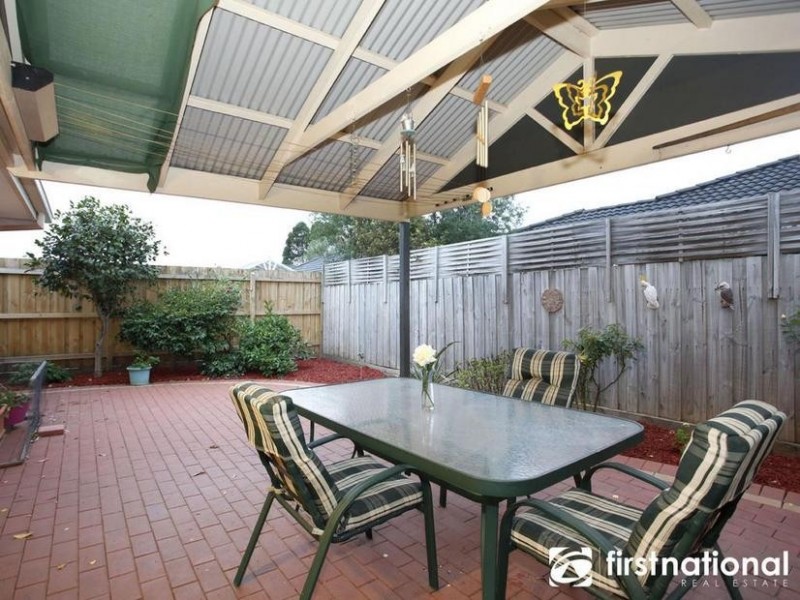 2/1 O’Shannessy Street, Pakenham VIC 3810