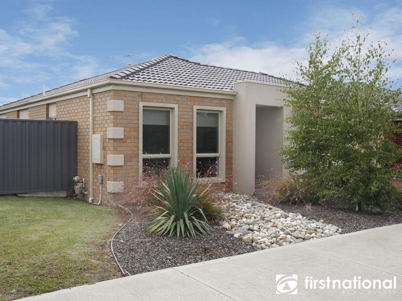 53 Syme Road, Pakenham VIC 3810