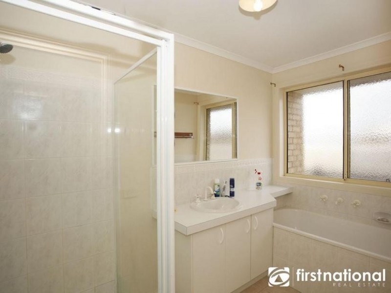 23 Grice Quadrant, Pakenham VIC 3810