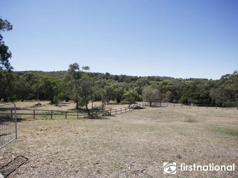 42 Girrahween Road, Maryknoll VIC 3812
