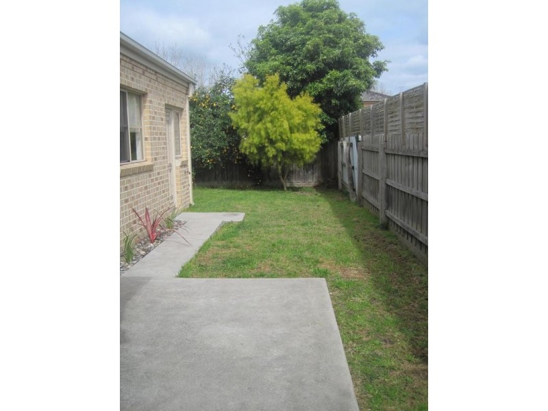 3/21 Rogers Street, Pakenham VIC 3810