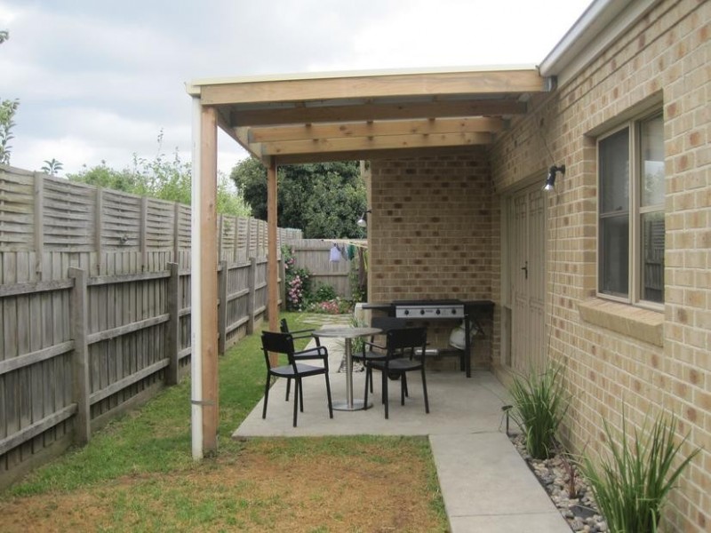 3/21 Rogers Street, Pakenham VIC 3810