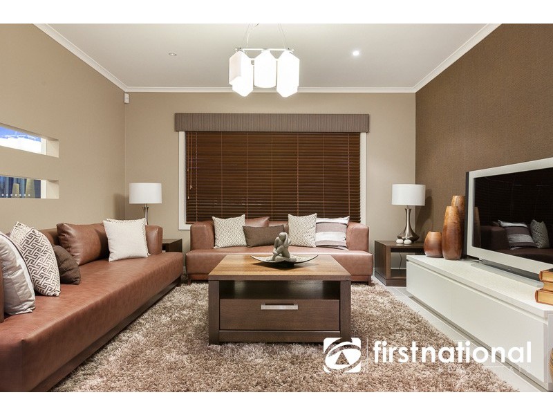 28 Emu Bush Drive, Cranbourne West VIC 3977