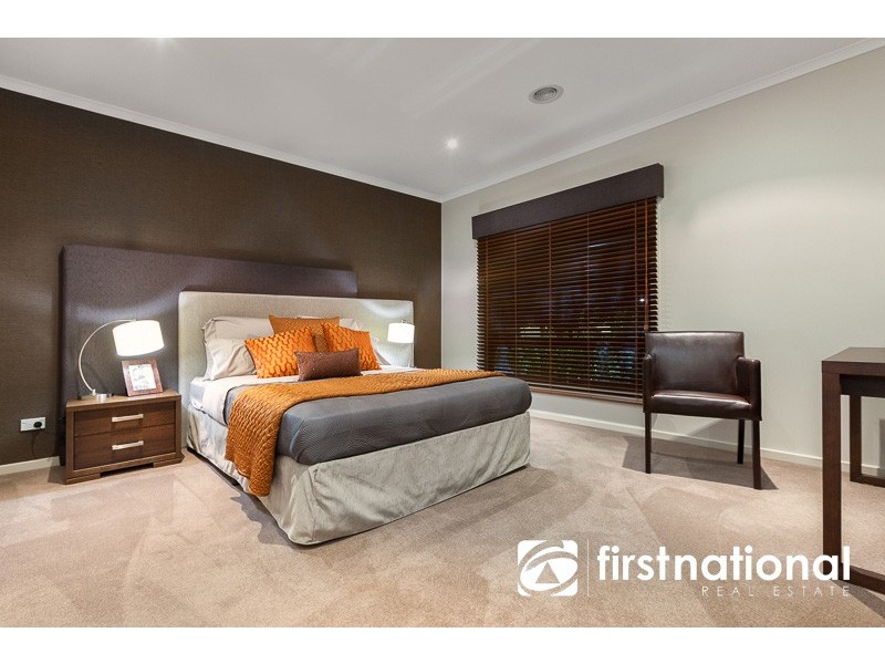 28 Emu Bush Drive, Cranbourne West VIC 3977