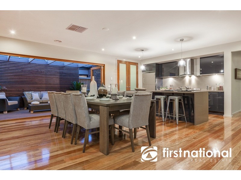 30 Emu Bush Drive, Cranbourne West VIC 3977