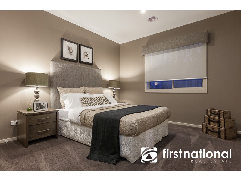 30 Emu Bush Drive, Cranbourne West VIC 3977