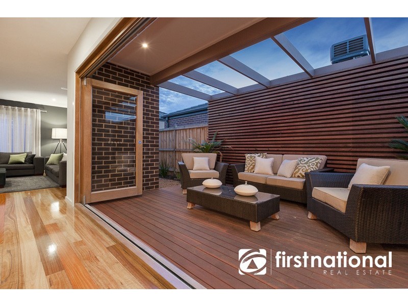 30 Emu Bush Drive, Cranbourne West VIC 3977