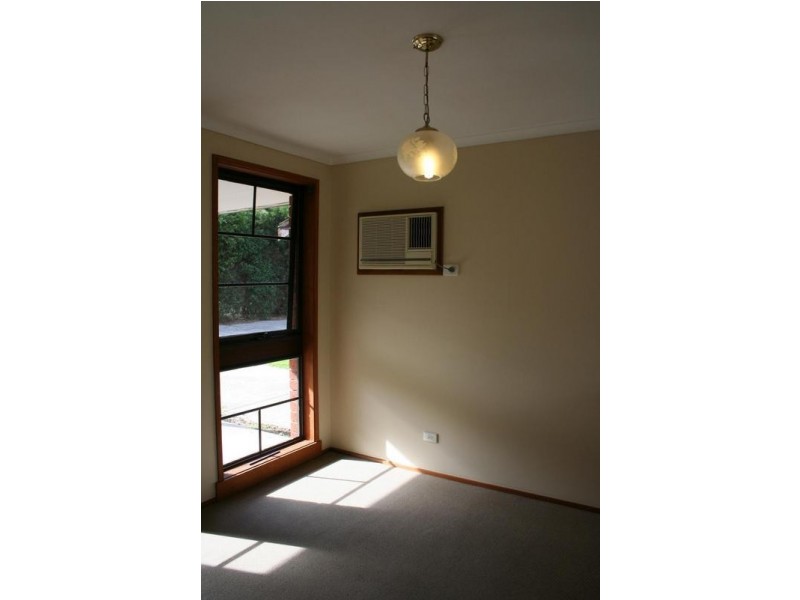 4/55 Main Street, Pakenham VIC 3810