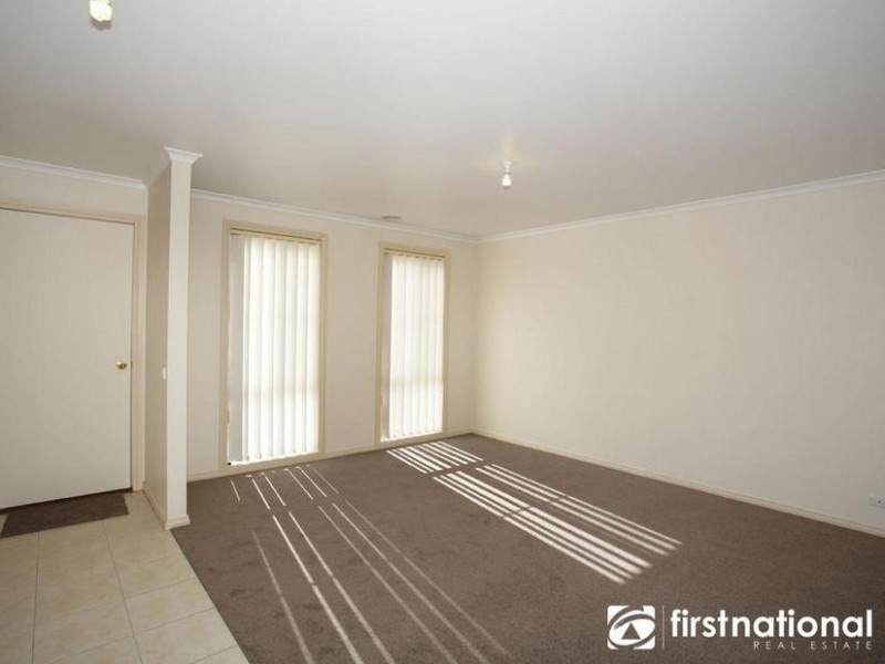 9 Wisteria Court, Pakenham VIC 3810