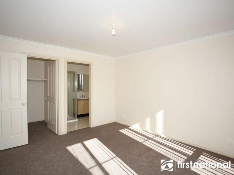 9 Wisteria Court, Pakenham VIC 3810