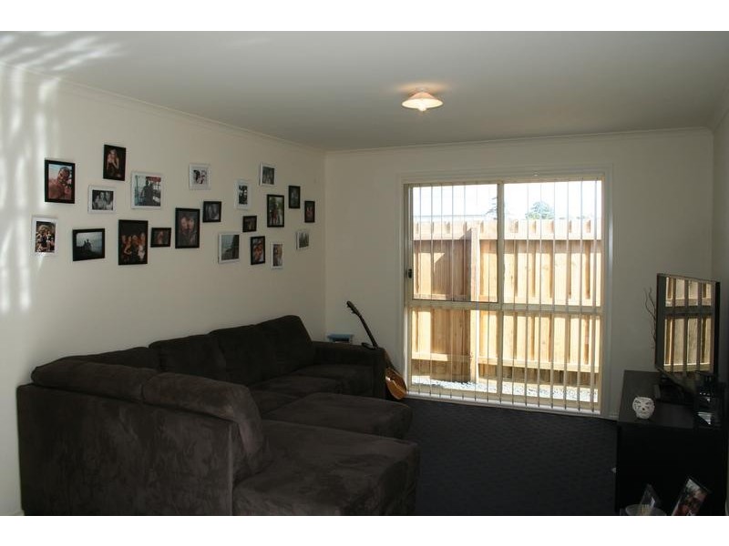 19/18 Ben Drive, Pakenham VIC 3810