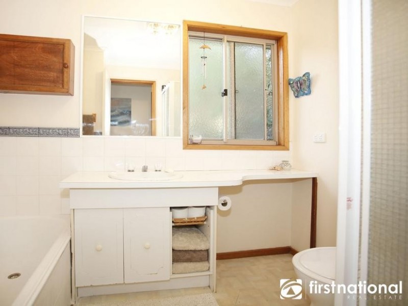 990 Pakenham Road, Pakenham Upper VIC 3810