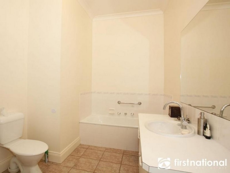 33 Garfield Road, Garfield VIC 3814