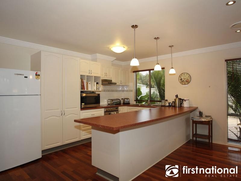 51 Hartland Circuit, Pakenham VIC 3810