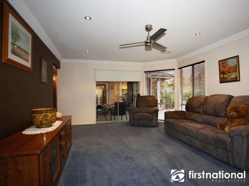 51 Hartland Circuit, Pakenham VIC 3810