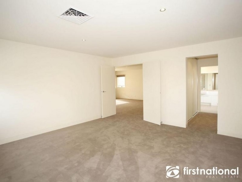 12 Arbour Rise, Pakenham VIC 3810