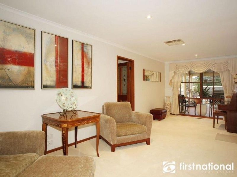 33 Home Road, Nar Nar Goon VIC 3812