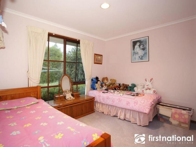 33 Home Rd, Nar Nar Goon VIC 3812