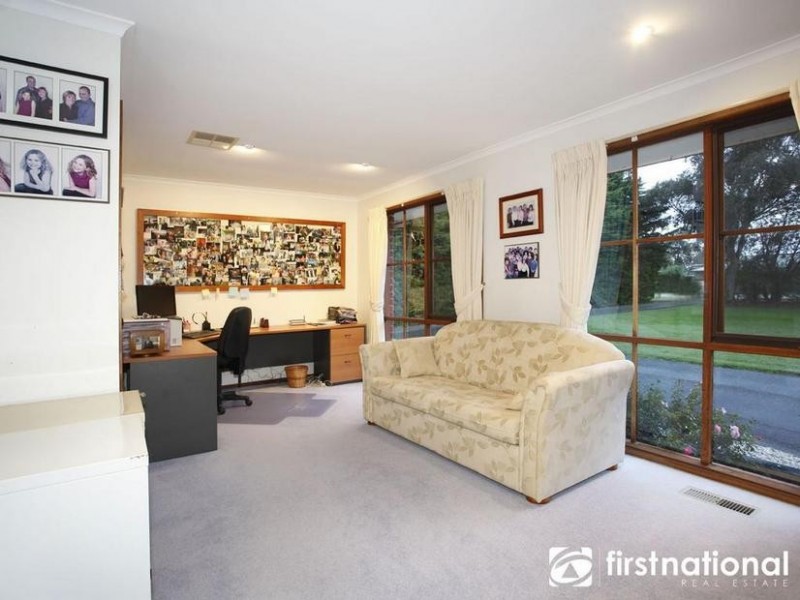 33 Home Rd, Nar Nar Goon VIC 3812