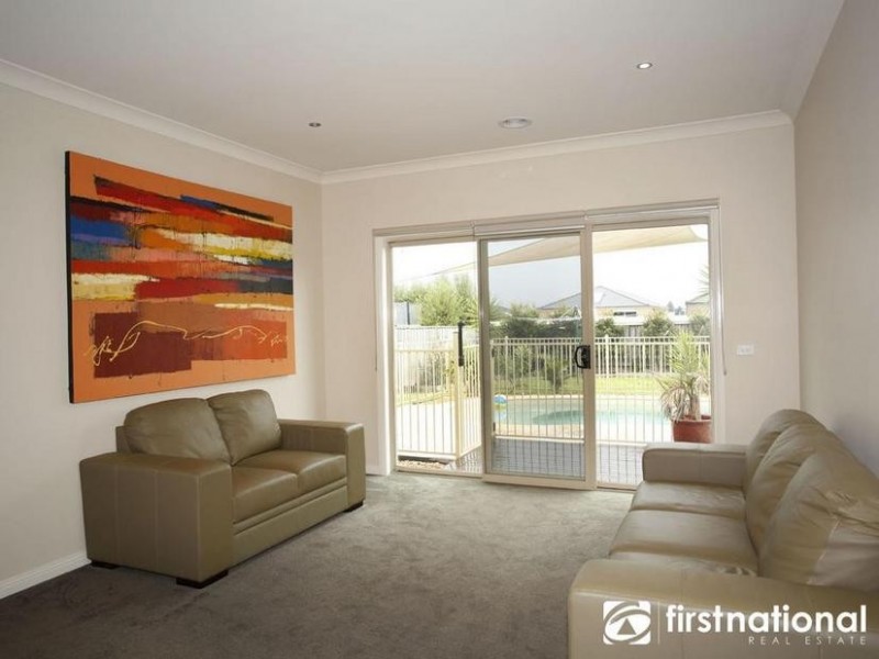 14 McAuley Avenue, Pakenham VIC 3810