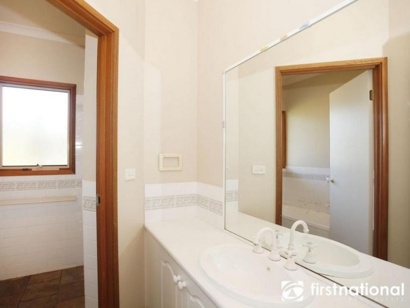 75 Oakview Lane, Nar Nar Goon VIC 3812